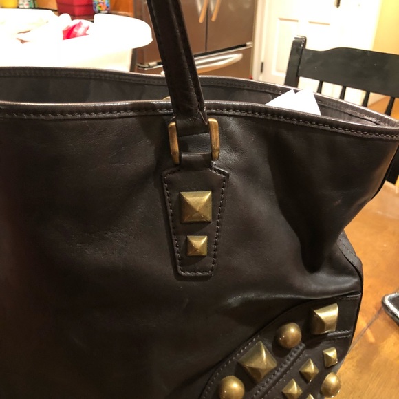 Rare! Burberry brass studded brown leather bag. - Picture 2 of 5